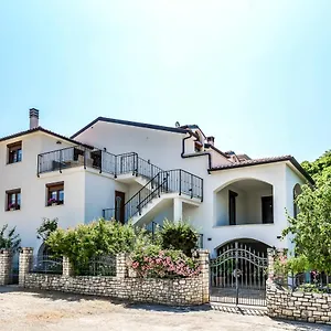 https://casa-istriana-dajla-rooms.in-istria.net