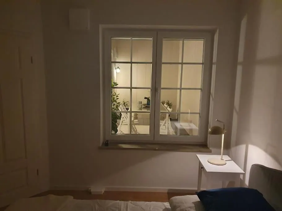 Apartment Helle 3 Zimmer Souterrainwohnung In Einem Neubau-Villa München